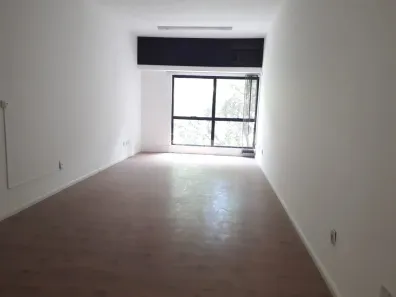Sala Comercial à venda, 27m² no Auxiliadora, Porto Alegre