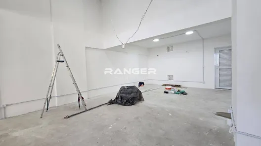 Ponto Comercial para alugar, 38m² no Vila Mathias, Santos