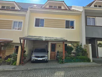 Sobrado com 3 Quartos à venda, 88m² no Santa Cândida, Curitiba