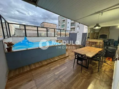 Cobertura com 3 Quartos à venda, 140m² no Morada da Colina, Uberlândia