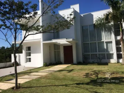 Casa de Condomínio com 5 Quartos para alugar, 566m² no Jardim Indaiá, Embu das Artes
