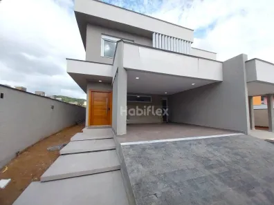Casa com 3 Quartos à venda, 185m² no Rio Tavares, Florianópolis