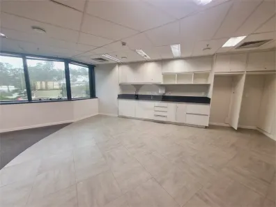 Sala Comercial com 10 Quartos para venda ou aluguel, 1000m² no Pinheiros, São Paulo