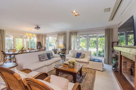 Casa com 4 Quartos à venda, 321m² no Chapéu do Sol, Porto Alegre