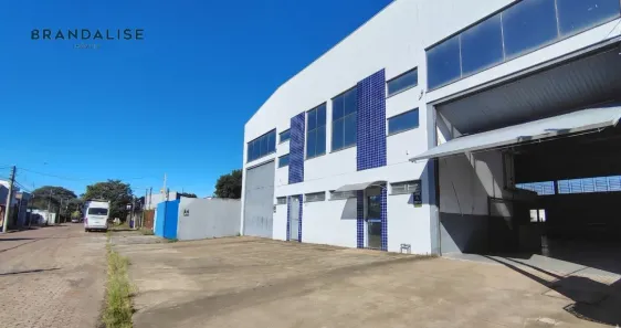 Galpão/Depósito/Armazém para alugar, 717m² no Niterói, Canoas