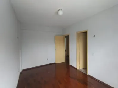 Apartamento com 3 Quartos para alugar, 115m² no Marco, Belém
