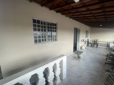 Casa com 3 Quartos à venda, 135m² no Conjunto Água Branca, Contagem