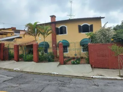 Casa com 3 Quartos à venda, 236m² no Rolinópolis, São Paulo