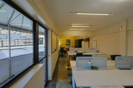 Ponto Comercial para alugar, 98m² no Santa Lúcia, Belo Horizonte
