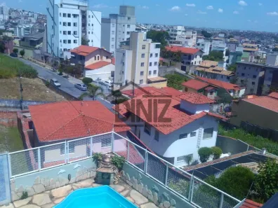 Casa com 5 Quartos à venda, 400m² no Fernão Dias, Belo Horizonte