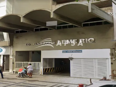 Prédio Comercial para alugar, 19m² no Leme, Rio de Janeiro