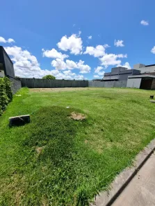Lote/Terreno à venda, 282m² no Jardim Limoeiro, Camaçari