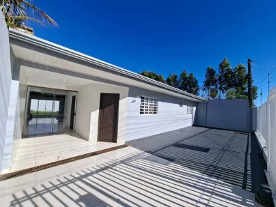 Casa com 3 Quartos para alugar, 150m² no Canadá, Cascavel