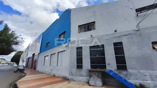 Galpão/Depósito/Armazém para alugar, 2387m² no Vila Izabel, São Carlos