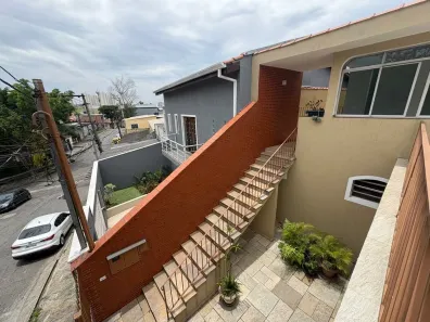 Sobrado com 3 Quartos para alugar, 180m² no Jardim São Jorge (Raposo Tavares), São Paulo
