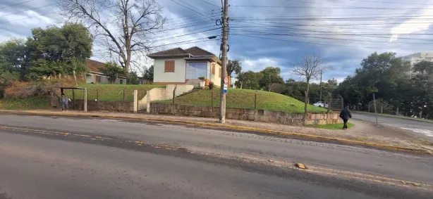 Casa com 3 Quartos à venda, 964m² no Tijuca, Caxias do Sul