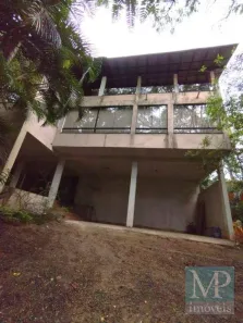 Sobrado com 3 Quartos à venda, 472m² no Centro, Penha