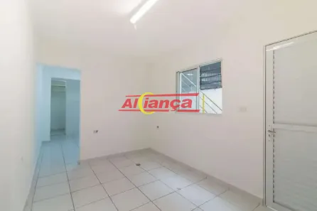 Casa com 1 Quarto para alugar, 30m² no Vila Barros, Guarulhos