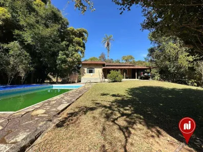 Fazenda/Sítio com 3 Quartos à venda, 220m² no , Brumadinho