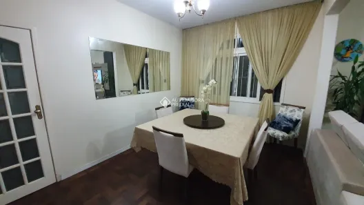 Casa com 3 Quartos à venda, 210m² no Guarujá, Porto Alegre