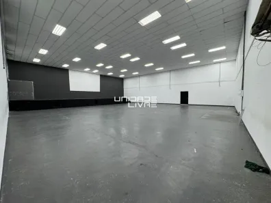 Sala Comercial para alugar, 1395m² no Vila Lavínia, Mogi das Cruzes