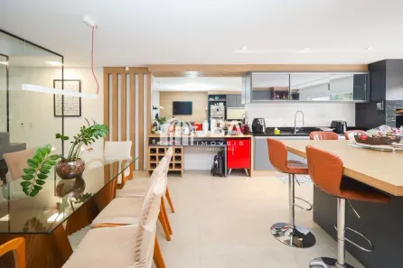 Sobrado com 3 Quartos à venda, 261m² no Bacacheri, Curitiba