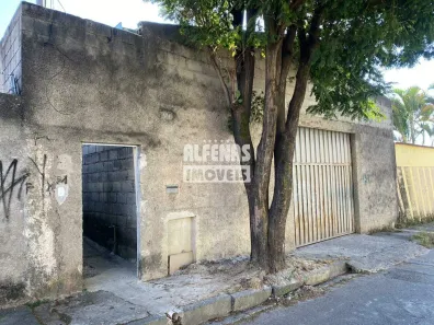 Casa com 3 Quartos para alugar, 80m² no Santa Edwiges, Contagem