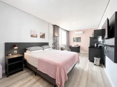 Apartamento com 1 Quarto para alugar, 30m² no Centro Histórico, Porto Alegre