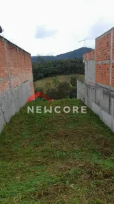 Lote/Terreno à venda, 300m² no Jardim Ikeda, Suzano