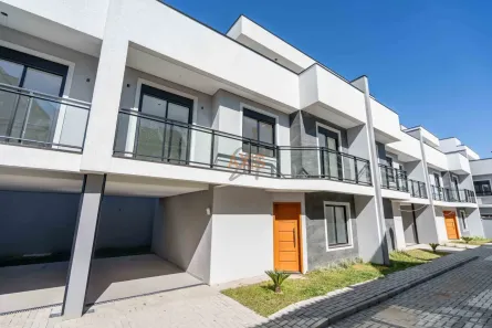 Sobrado com 3 Quartos à venda, 139m² no Santa Felicidade, Curitiba