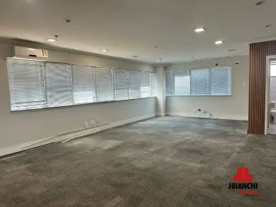 Sala Comercial para alugar, 122m² no Centro, Mogi das Cruzes