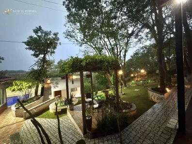 Fazenda/Sítio com 4 Quartos à venda, 400m² no Garavelo Sul I, Hidrolândia