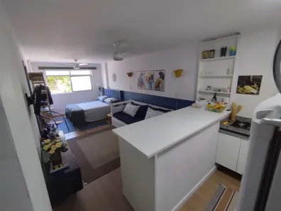 Kitnet à venda, 30m² no Canto do Forte, Praia Grande