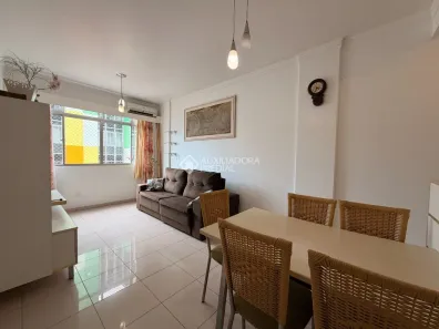 Apartamento com 2 Quartos para alugar, 57m² no Centro, Florianópolis