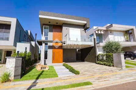 Casa com 3 Quartos à venda, 218m² no Centro, Gravataí