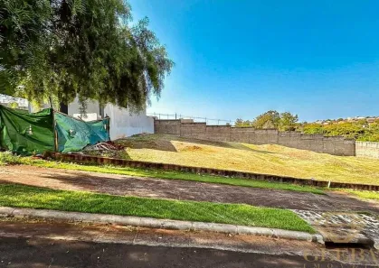 Lote/Terreno à venda, 261m² no Conjunto Habitacional Alexandre Urbanas, Londrina