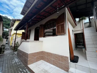 Casa com 4 Quartos à venda, 100m² no Centro, Nova Friburgo