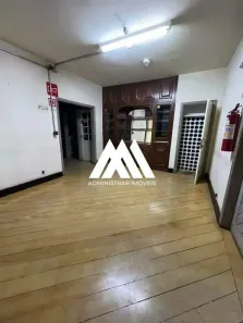 Imóvel Comercial com 2 Quartos para alugar, 400m² no Centro, Itaúna