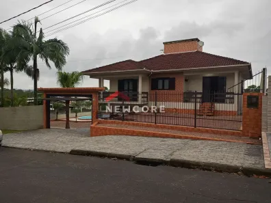 Casa com 3 Quartos à venda, 300m² no Laranjinha, Criciúma