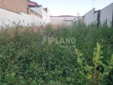 Lote/Terreno à venda, 400m² no Vila Prado, São Carlos