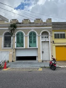 Prédio Comercial para alugar, 350m² no Nazaré, Belém