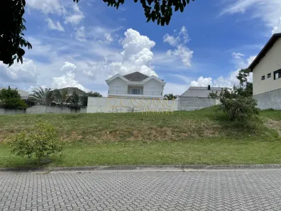 Lote/Terreno à venda, 700m² no Condomínio Reserva do Paratehy, São José dos Campos