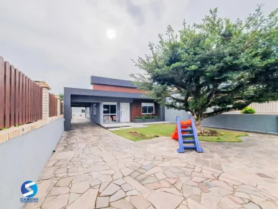 Casa com 3 Quartos à venda, 178m² no Belém Novo, Porto Alegre