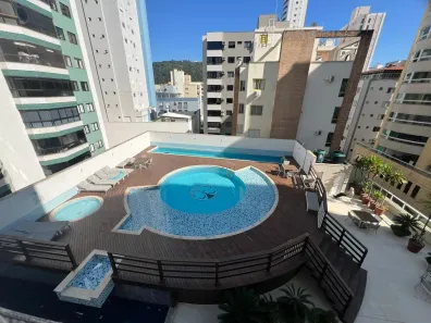 Apartamento com 3 Quartos para alugar, 170m² no Centro, Balneário Camboriú