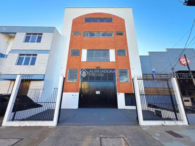 Galpão/Depósito/Armazém à venda, 712m² no São Geraldo, Porto Alegre