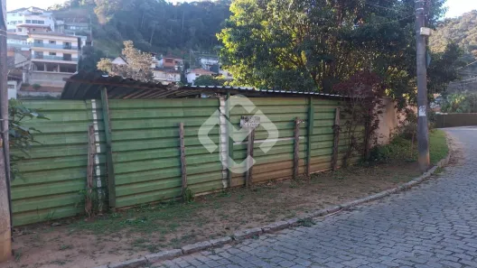Lote/Terreno à venda, 500m² no Quinta da Barra, Teresópolis