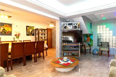 Sobrado com 4 Quartos à venda, 240m² no Jardim Santo Amaro, São Paulo