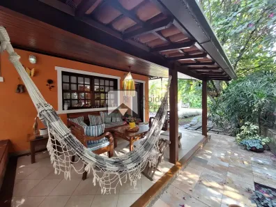Casa de Condomínio com 4 Quartos à venda, 417m² no Mata Paca, Niterói