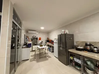 Casa de Condomínio com 3 Quartos à venda, 180m² no Santa Genoveva, Goiânia