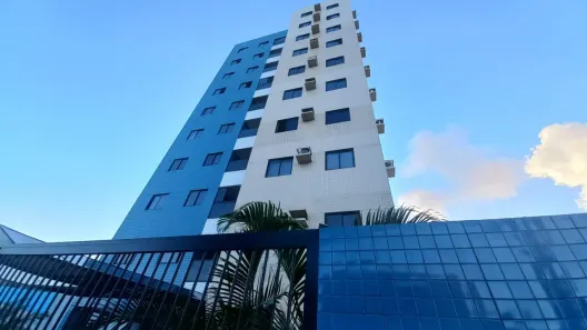 Apartamento com 2 Quartos para alugar, 45m² no Farol, Maceió